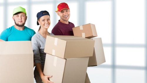 A van moving service discussion about a service issue