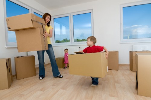 Risk assessment planning for a safe moving service